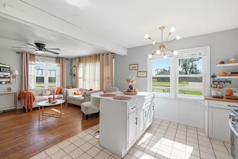 Kitchen - 7708 W 81st St, Bridgeview, IL 60455 photo 2 of 4