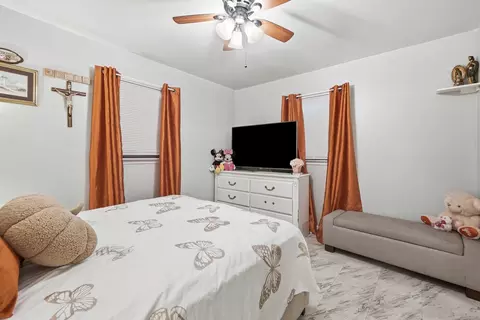 Bedroom - 7708 W 81st St, Bridgeview, IL 60455 photo 1 of 3