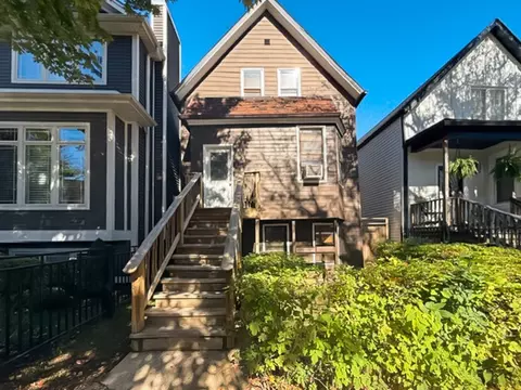 2822 W Melrose St, Chicago, IL 60618