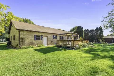 Exterior - 1485 Nova Rd, Lake Holiday, IL 60548 photo 4 of 10