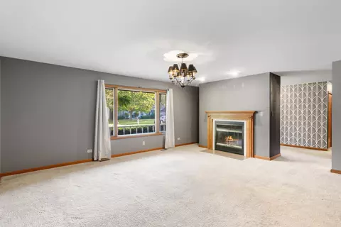 Living - 1485 Nova Rd, Lake Holiday, IL 60548 photo 1 of 4