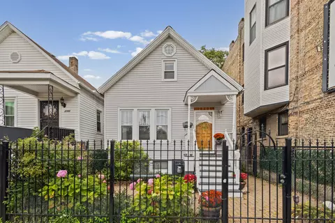 2702 N California Ave, Chicago, IL 60647