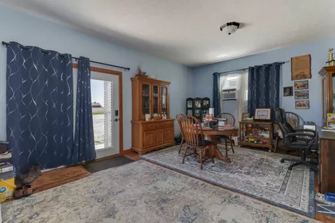 Entry Way - 21739 E 500 North Rd, Downs, IL 61736 photo 4 of 4