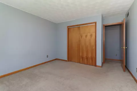 Bedroom - 21739 E 500 North Rd, Downs, IL 61736 photo 4 of 8