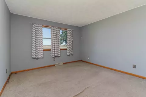 Bedroom - 21739 E 500 North Rd, Downs, IL 61736 photo 3 of 8