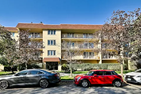 6300 W Montrose Ave #205, Chicago, IL 60634