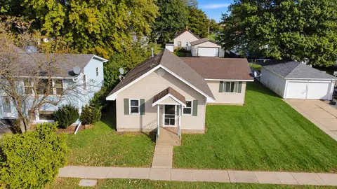 View/Area - 406 Cedar St, Cedar Point, IL 61316 photo 1 of 5