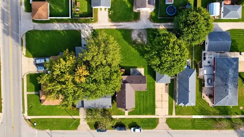 View/Area - 406 Cedar St, Cedar Point, IL 61316 photo 4 of 5