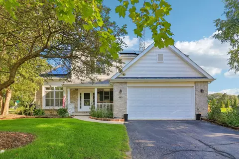 485 Spring Ridge Dr, Crystal Lake, IL 60012