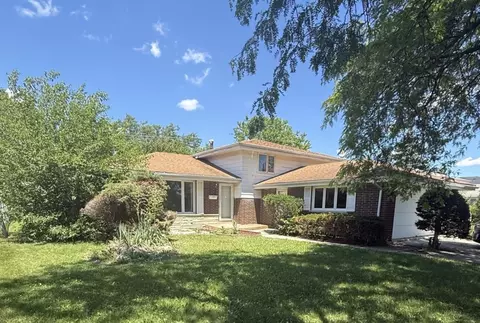 942 E 168th St, South Holland, IL 60473
