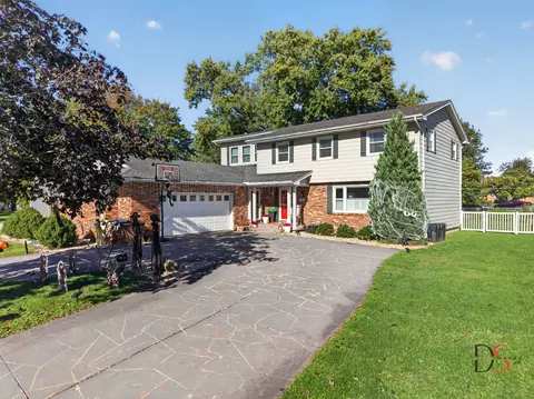 71 Stacy Ave, Streator, IL 61364