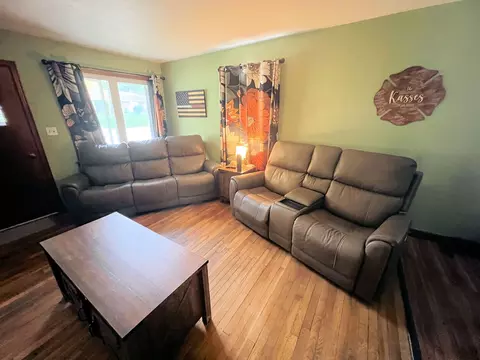 Living - 907 Paddock Ave, Ashton, IL 61006 photo 1 of 1