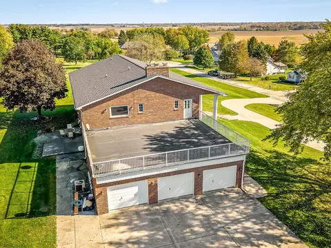 View/Area - 3900 Pine Hill Rd, Sterling, IL 61081 photo 2 of 14