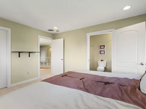 Bedroom - 3900 Pine Hill Rd, Sterling, IL 61081 photo 11 of 11