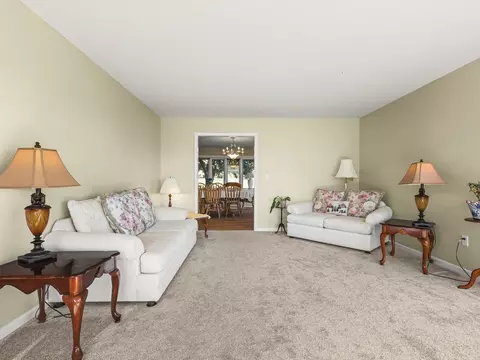 Living - 3900 Pine Hill Rd, Sterling, IL 61081 photo 3 of 12