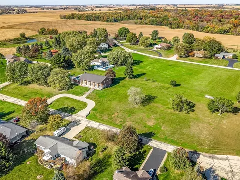 View/Area - 3900 Pine Hill Rd, Sterling, IL 61081 photo 12 of 14