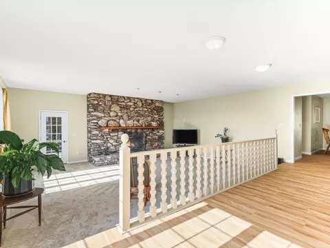 Living - 3900 Pine Hill Rd, Sterling, IL 61081 photo 11 of 12