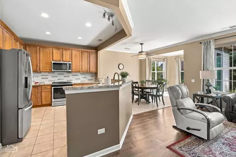 Kitchen - 12382 Scarlet Dr, Huntley, IL 60142 photo 1 of 5
