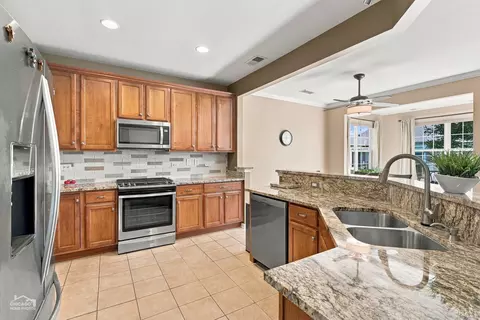 Kitchen - 12382 Scarlet Dr, Huntley, IL 60142 photo 5 of 5