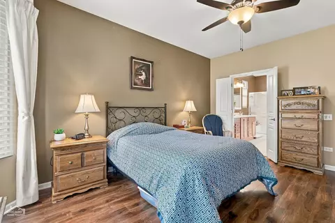 Bedroom - 12382 Scarlet Dr, Huntley, IL 60142 photo 3 of 3