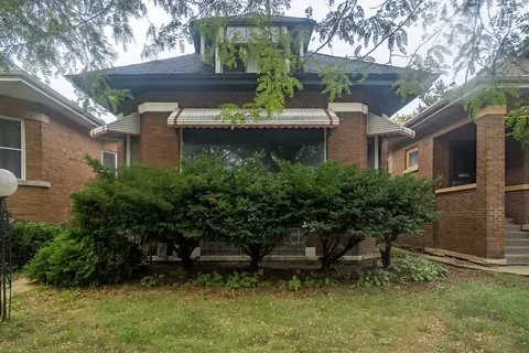 9412 S Elizabeth St, Chicago, IL 60620