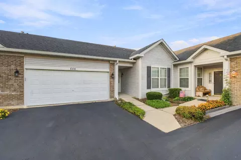 646 S Empire Way, Romeoville, IL 60446