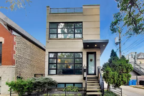 2112 W Dickens Ave, Chicago, IL 60647