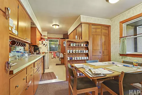 Kitchen - 2361 Dewes St, Glenview, IL 60025 photo 1 of 2