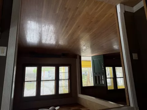 Living - 818 Charles St, Cairo, IL 62914 photo 3 of 7