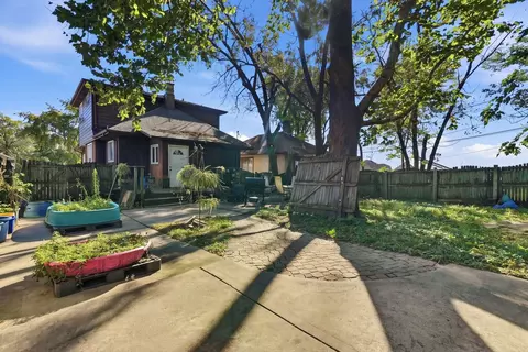 Exterior - 407 Hunter Ave, Joliet, IL 60436 photo 6 of 7