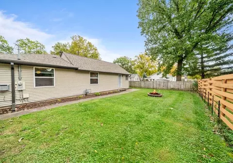 Exterior - 409 S 9th St, Oregon, IL 61061 photo 5 of 6