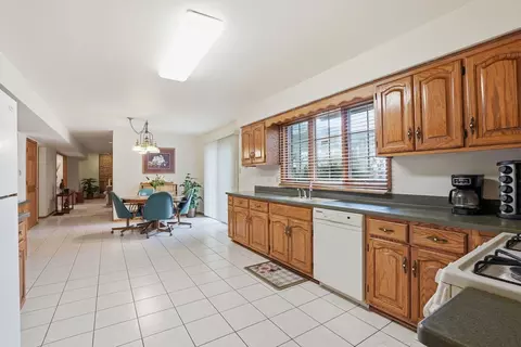 Kitchen - 3631 Parthenon Way, Olympia Fields, IL 60461 photo 4 of 4