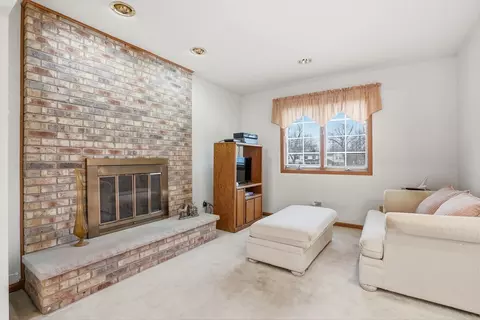 Living - 3631 Parthenon Way, Olympia Fields, IL 60461 photo 5 of 5
