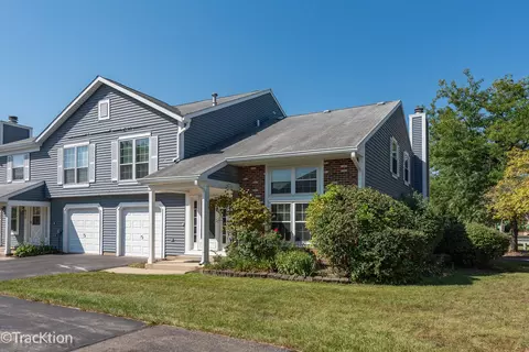653 Pontiac Ln, Bolingbrook, IL 60440