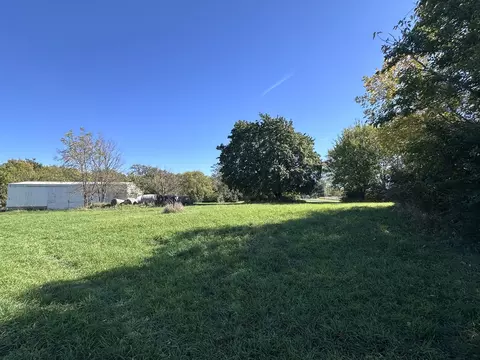 1375 East St, Walnut, IL 61376 photo 3