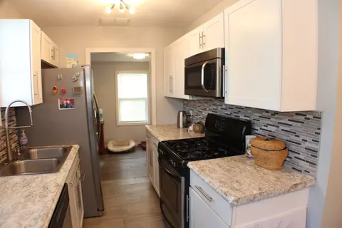 Kitchen - 602 3rd Ave W, Milan, IL 61264 photo 1 of 5
