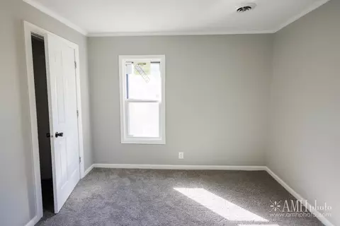 Bedroom - 657 S Poplar Ave, Kankakee, IL 60901 photo 7 of 13