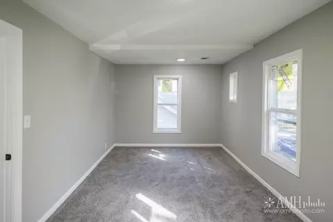 Bedroom - 657 S Poplar Ave, Kankakee, IL 60901 photo 10 of 13