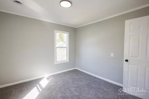 Bedroom - 657 S Poplar Ave, Kankakee, IL 60901 photo 9 of 13