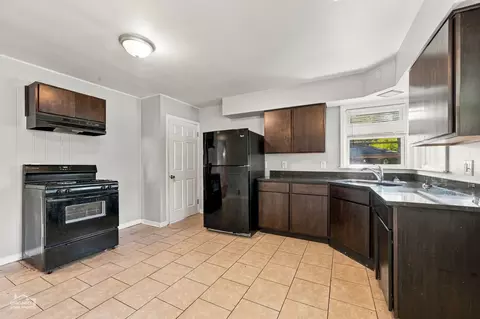 Kitchen - 3617 Monroe St, Lansing, IL 60438 photo 2 of 2