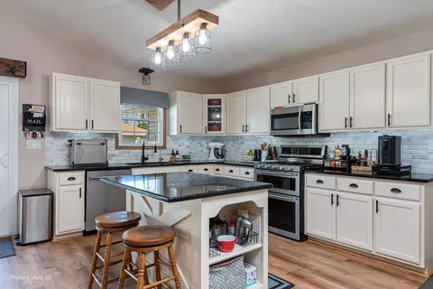 Kitchen - 1923 Cumberland Dr, Plainfield, IL 60586 photo 3 of 3