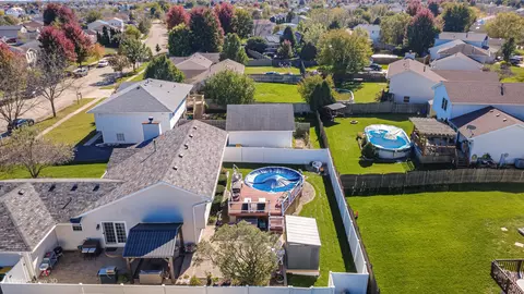 View/Area - 1923 Cumberland Dr, Plainfield, IL 60586 photo 2 of 2