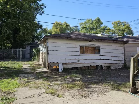 6532 S Eberhart Ave, Chicago, IL 60637 photo 3