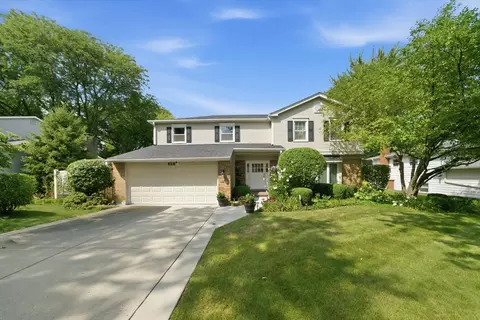 626 E Golf Rd, Libertyville, IL 60048