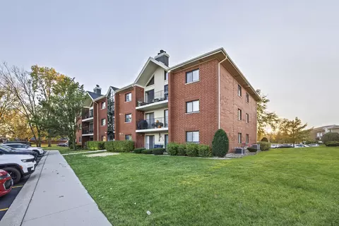 18206 Rita Rd #3A, Tinley Park, IL 60477