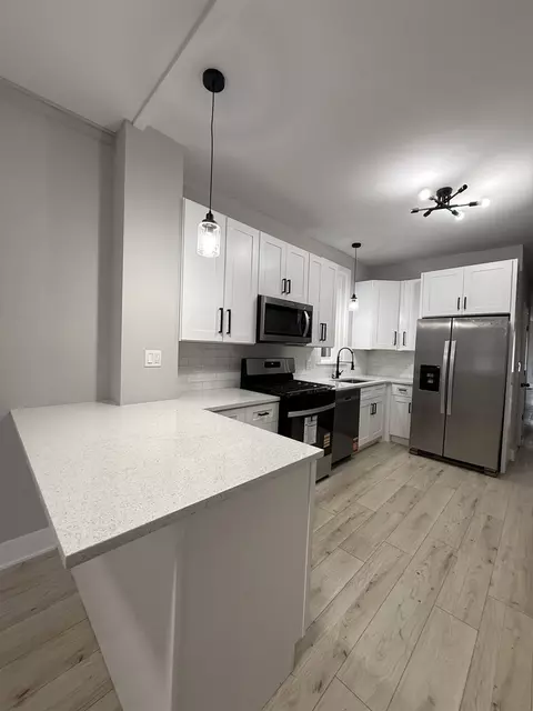 Kitchen - 7129 S Perry Ave, Chicago, IL 60621 photo 1 of 6
