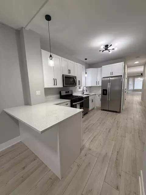 Kitchen - 7129 S Perry Ave, Chicago, IL 60621 photo 4 of 6