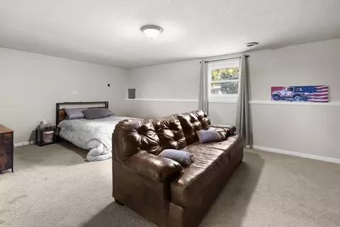 Bedroom - 506 N 2nd St, Malta, IL 60150 photo 5 of 5