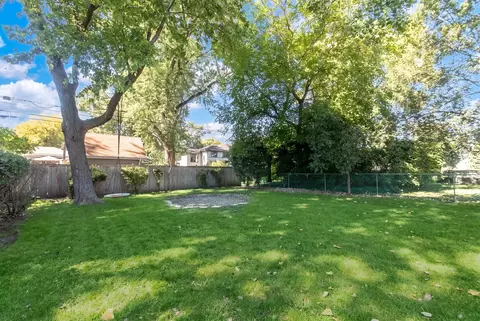 Exterior - Undisclosed, Des Plaines, IL 60016 photo 8 of 10