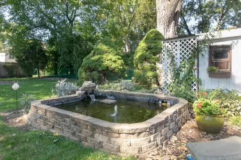 Exterior - Undisclosed, Des Plaines, IL 60016 photo 9 of 10